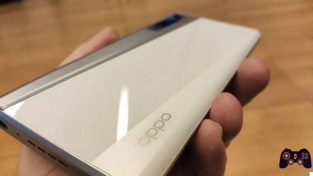 Oppo X 2021, incredible with its screen that rolls up