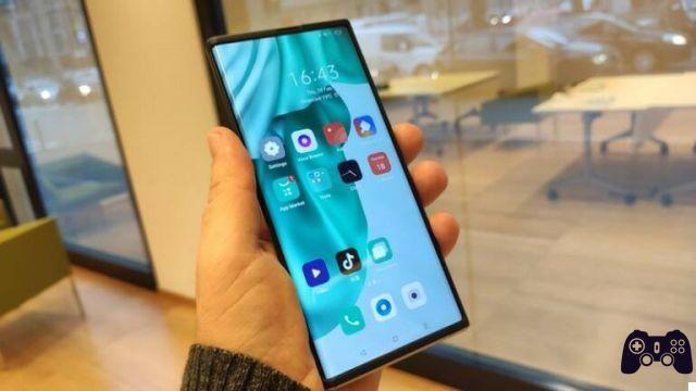 Oppo X 2021, incredible with its screen that rolls up