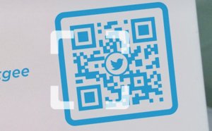 How to read a QR code