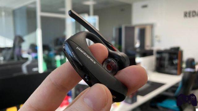 Revisión de Plantronics Voyager 5200