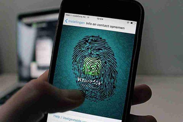 How to fingerprint Whatsapp on Android