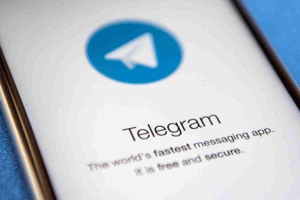 Comment utiliser les emojis interactifs sur Telegram