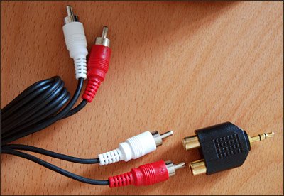 How to connect a PC to an amplifier or stereo