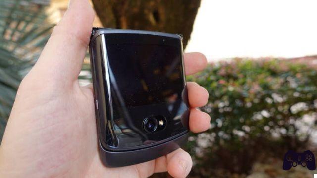 Revisión de Motorola Razr 5G (2020) | El plegado ha mejorado en todo