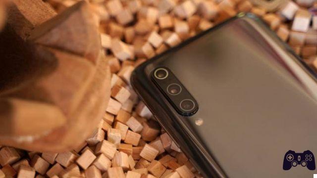 Os melhores smartphones entre 300 e 350 euros